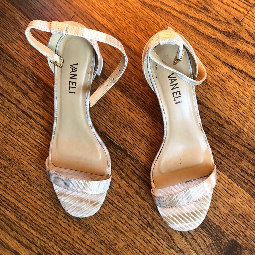 VANELI Lilian Block Heel Sandal - Cream Leather
